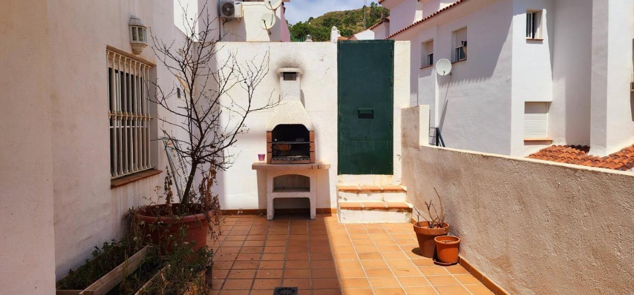 Apartamento Bajo Con Jardin Deluxe Benahavís Exterior foto