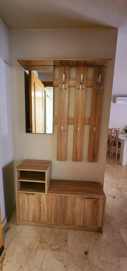 Apartamento Bajo Con Jardin Deluxe Benahavís Exterior foto